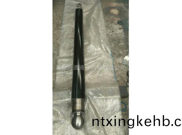 弔(diao)車支骽油(you)缸